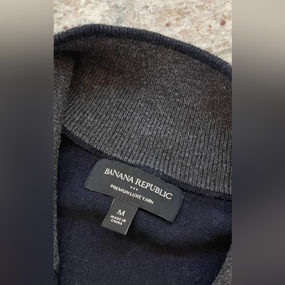 Banana Republic zip front sweater size Med - Picture 3 of 7